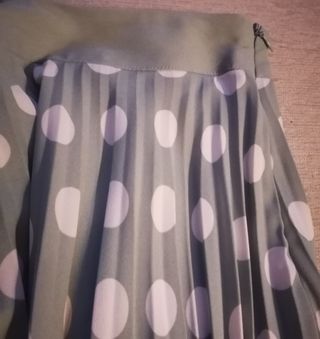 Saia plissada com bolas da Mango