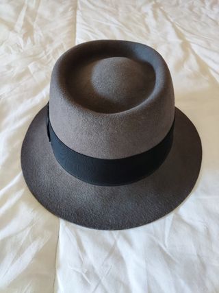 sombrero gris hombre Country Gentleman