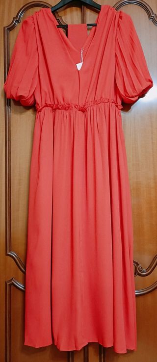 Vestido rojo de gasa. Con ETIQUETA