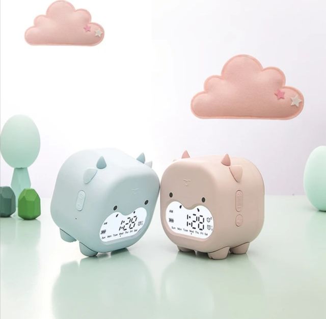 Reloj despertador digital con LED, Diseño VACA🐄🐮