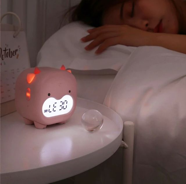 Reloj despertador digital con LED, Diseño VACA🐄🐮