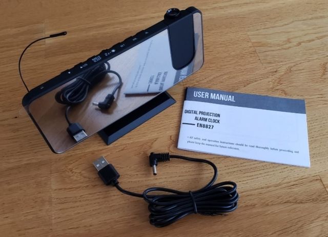 DESPERTADOR PROYECCIÓN RADIO