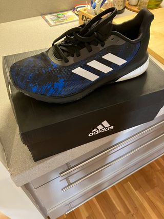 New - Astrarun -adidas de segunda mano por 35 EUR en Barcelona en WALLAPOP