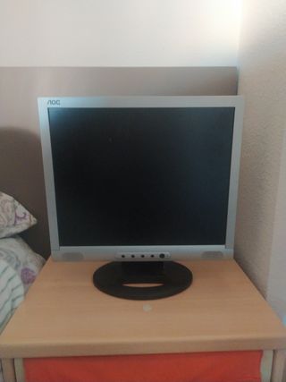 MONITOR AOC 75Hz con cable de alimentación 