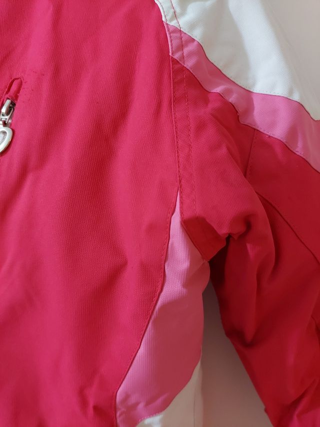 Cazadora nieve niña.