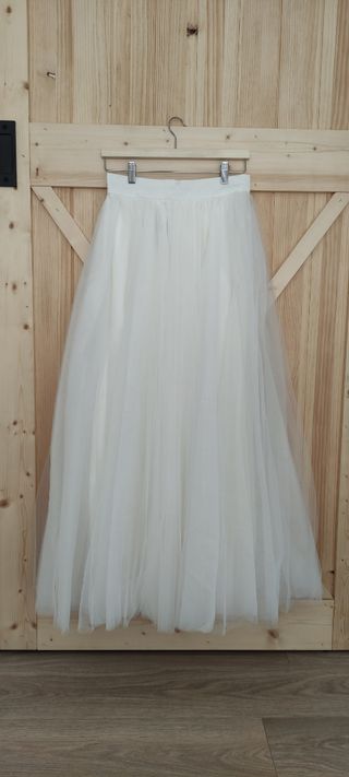 Falda de tul con cinturilla de raso y bolsillos