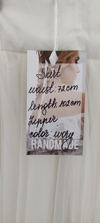 Falda de tul con cinturilla de raso y bolsillos