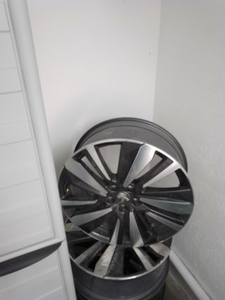 Cerchio Peugeot 5008