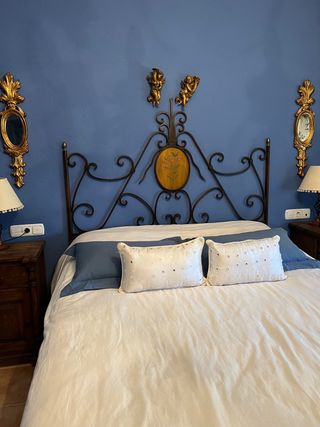 CABECERO DE FORJA Y MADERA CAMA MATRIMONIO 1,50 M