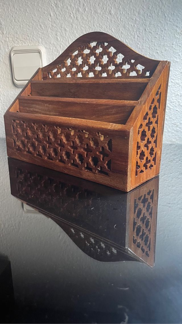 GUARDA CARTAS Y CAJA OBJETOS ESCRITORIO