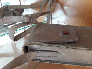 Funda antigua de cuero para cámaras de fuelle