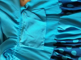Traje de gitana con complementos. 