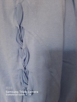 maglioncino primaverile celeste