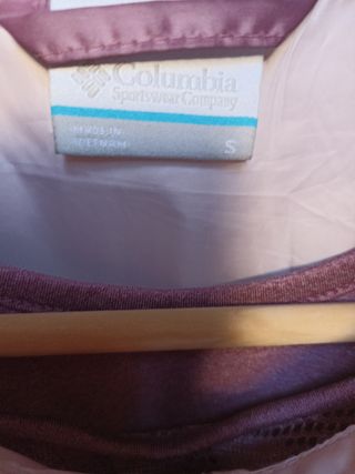 Cortavientos +  camiseta Columbia