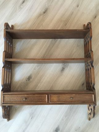 Preciosa estantería para colgar