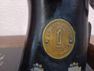 Máquina de coser SINGER