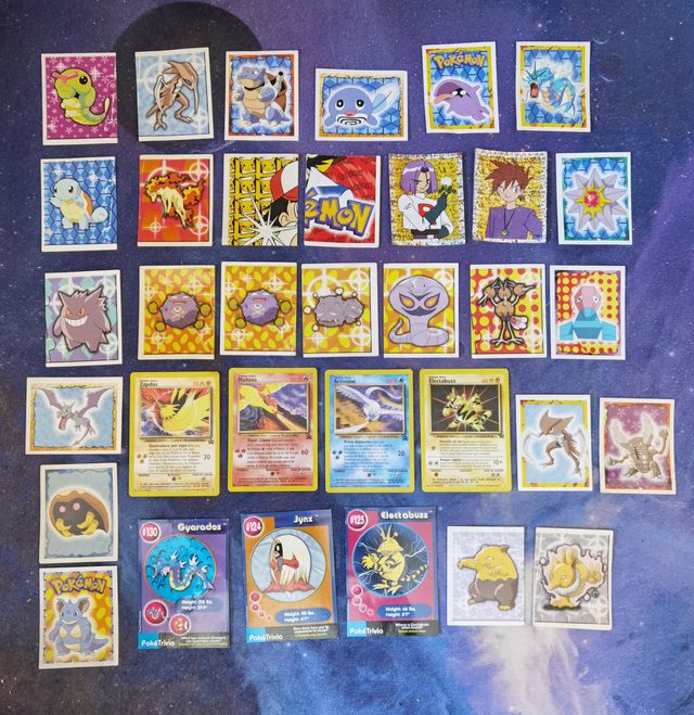 Cartas y Pegatinas Pokemon