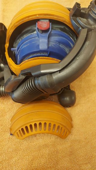 Bloque Dyson DC24 Funcionando. 