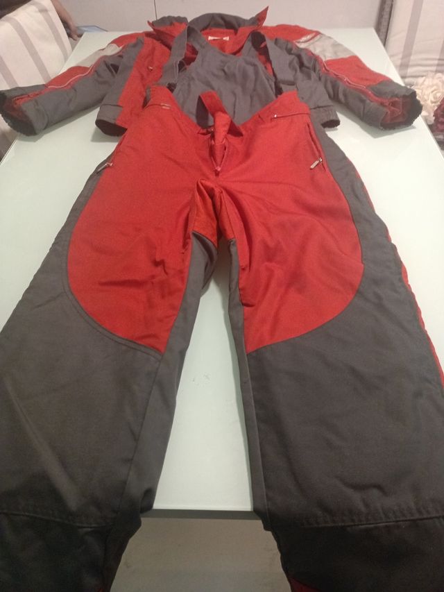 pantalón mono y chaqueta BMW gore tex invierno