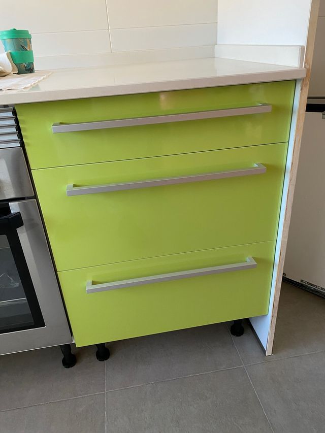 parte Frontal del mueble cocina