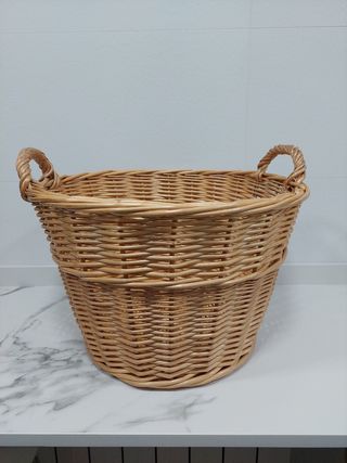Cesto de mimbre 