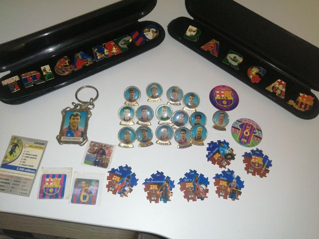 lote de pins flaps tazos fútbol club barcelona