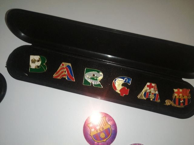 lote de pins flaps tazos fútbol club barcelona