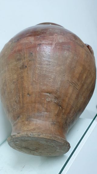 Antigua orza conquense de mandil.