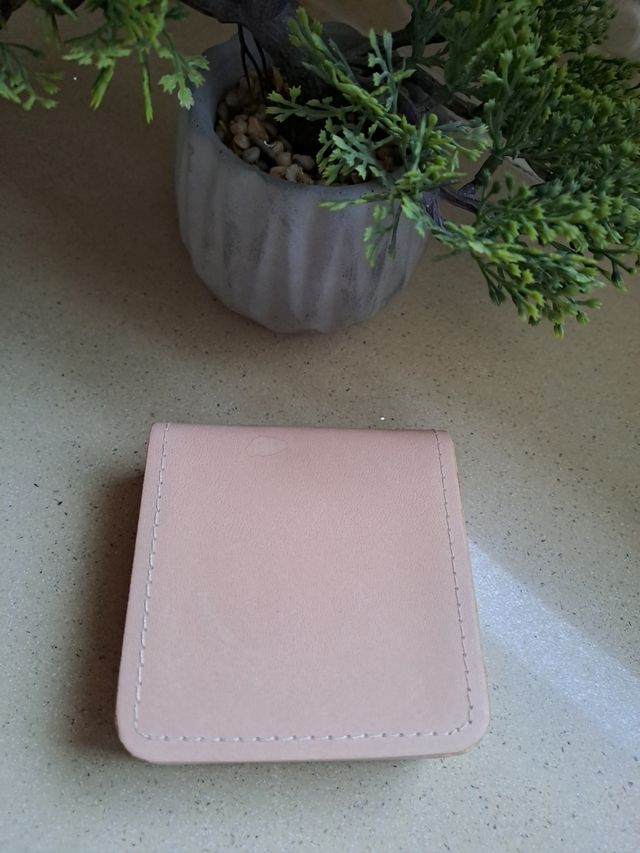 Ciondolo Joya perfumum Classique Gaultier in miniatura