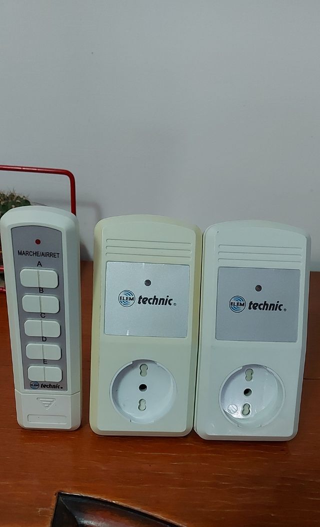 Set di prese comandate da telecomando