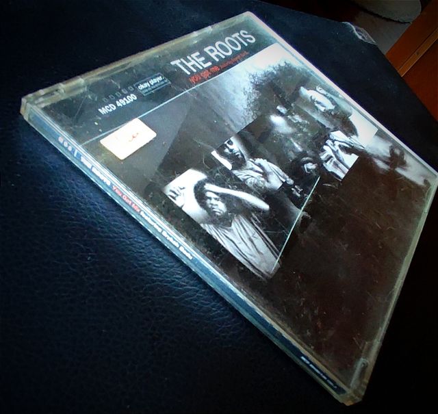 THE ROOTS feat. Erykah Badu "YOU GOT ME"