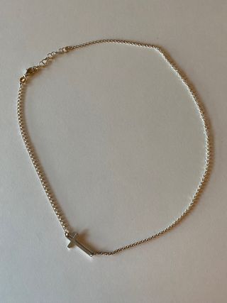 Collar cruz plata