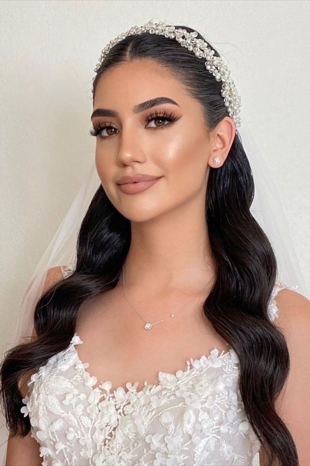 Maquilladora profesional novia