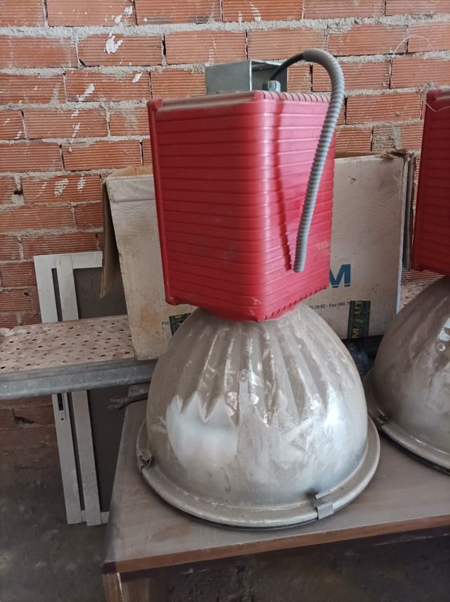 Focos para nave industrial