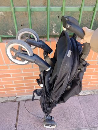 Silla de paseo con manillar corrido