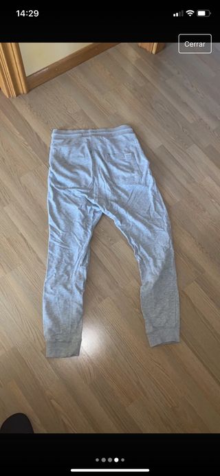 Pantalón chandal gris Pull and Bear
