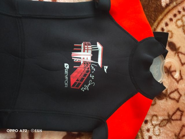 traje neopreno niños como nuevo!!