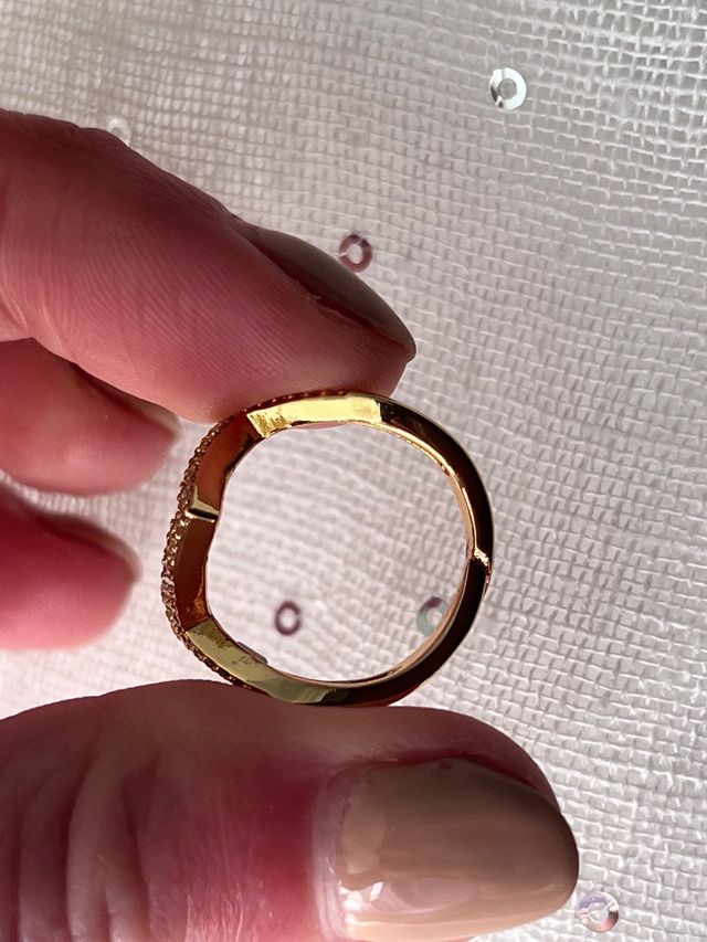 Anello diamantini dorato