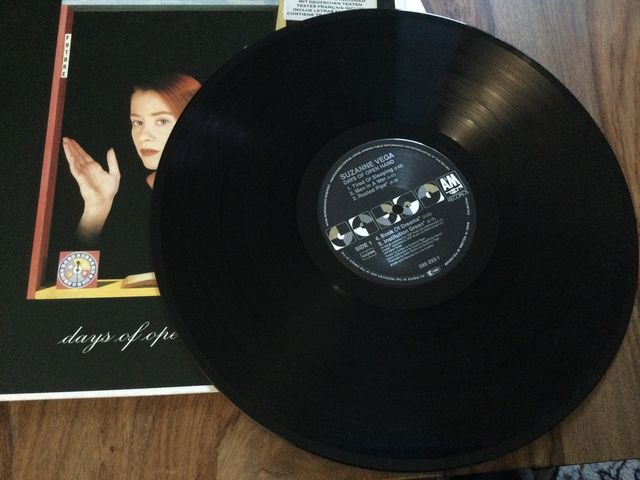 Lp Suzanne Vega 1990 "Days of open hand"
