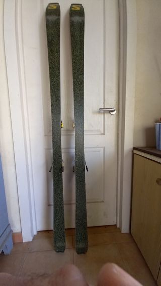 SE VENDEN ESQUIS SALOMON