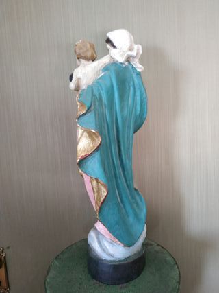 Virgen María de madera. Imagen religiosa