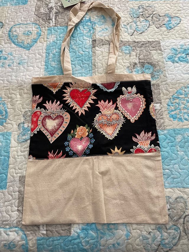 Bolsa de tela corazones nueva