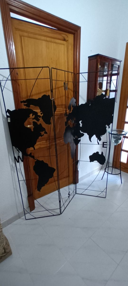 biombo,separador metal negro a estrenar