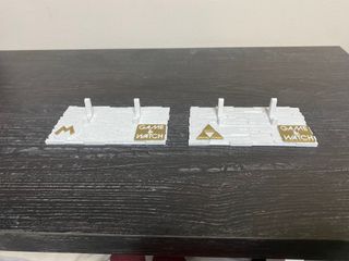 SUPPORTO PERSONALIZZATO PER LA CONSOLE DI GIOCO E OROLOGIO