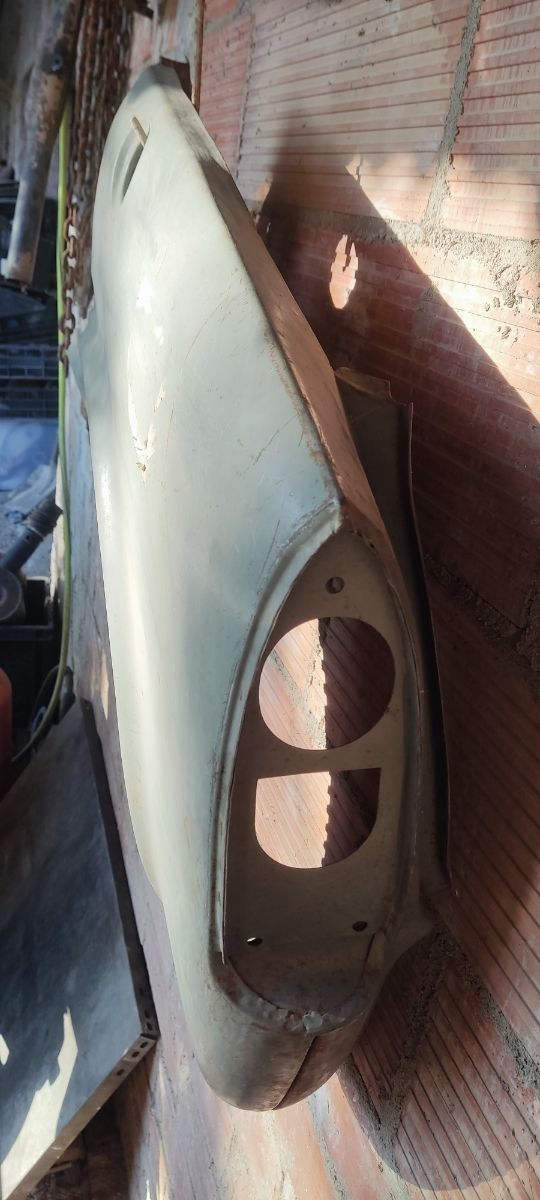 Morris 1100-1300 alerta trasera izquierda