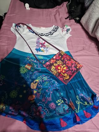 vestido de Mirabel de encantos