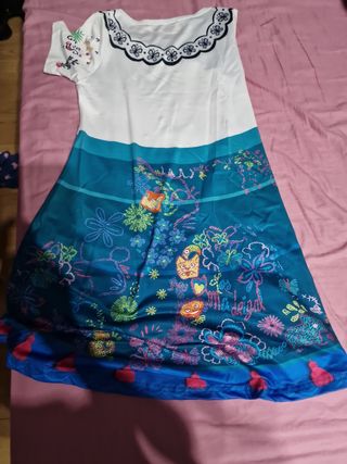 vestido de Mirabel de encantos