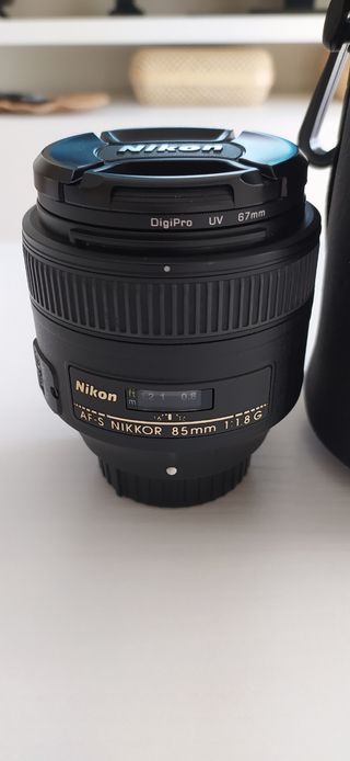 Objetivo Nikon 85mm. f1.8 FF