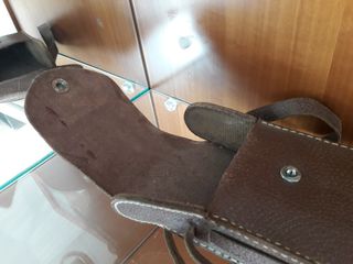 Funda antigua de cuero para cámaras de fuelle