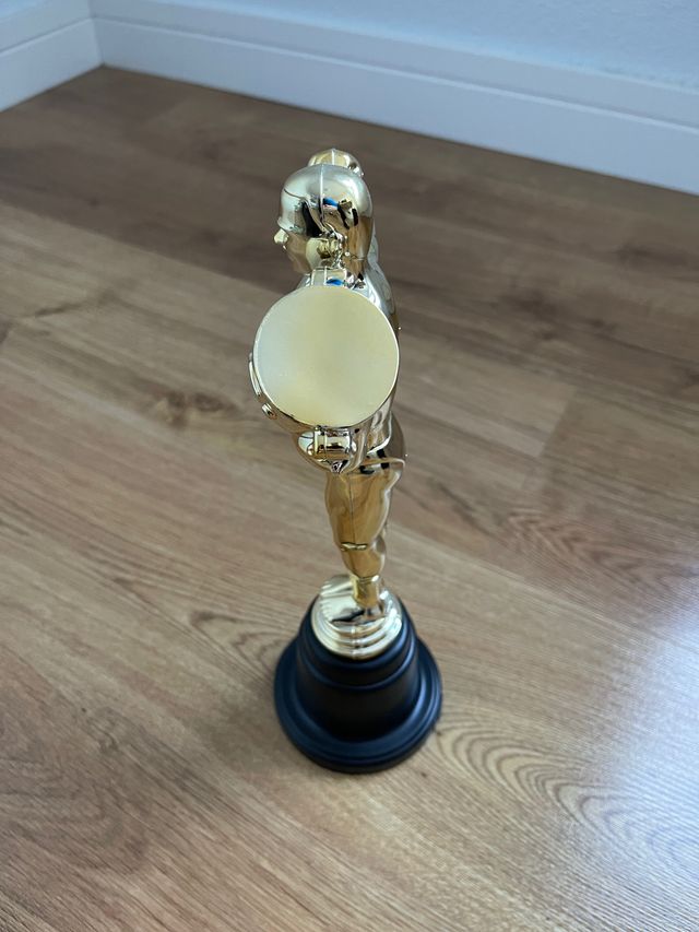 ESTATUILLA DE PREMIO:PERSONALIZABLE